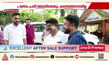 ബലാത്സം​ഗ കേസിൽ കീഴടങ്ങാനില്ല; ഒളിവിലിരിക്കെ നിയമപോരാട്ടം തുടർന്ന് രാഹുൽ മാങ്കൂട്ടത്തിൽ