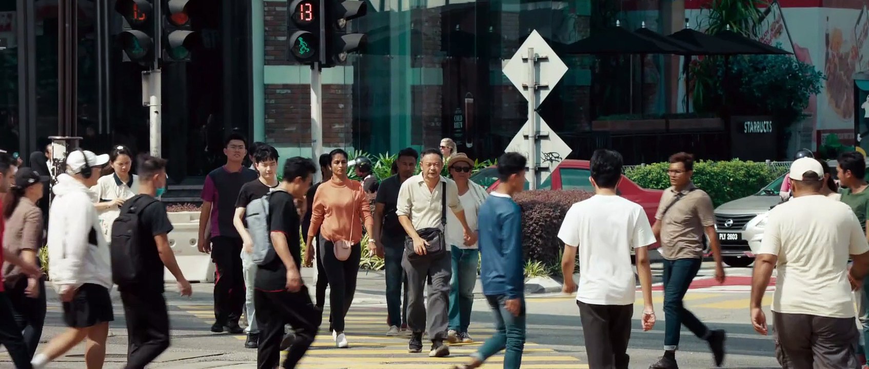 Behind The Shadows 私家侦探（2025）
