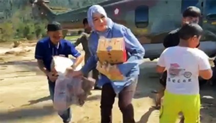 Gerak Cepat Istri Gubernur Aceh Terbangkan 2 Ton Bantuan Ke Wilayah Terisolir