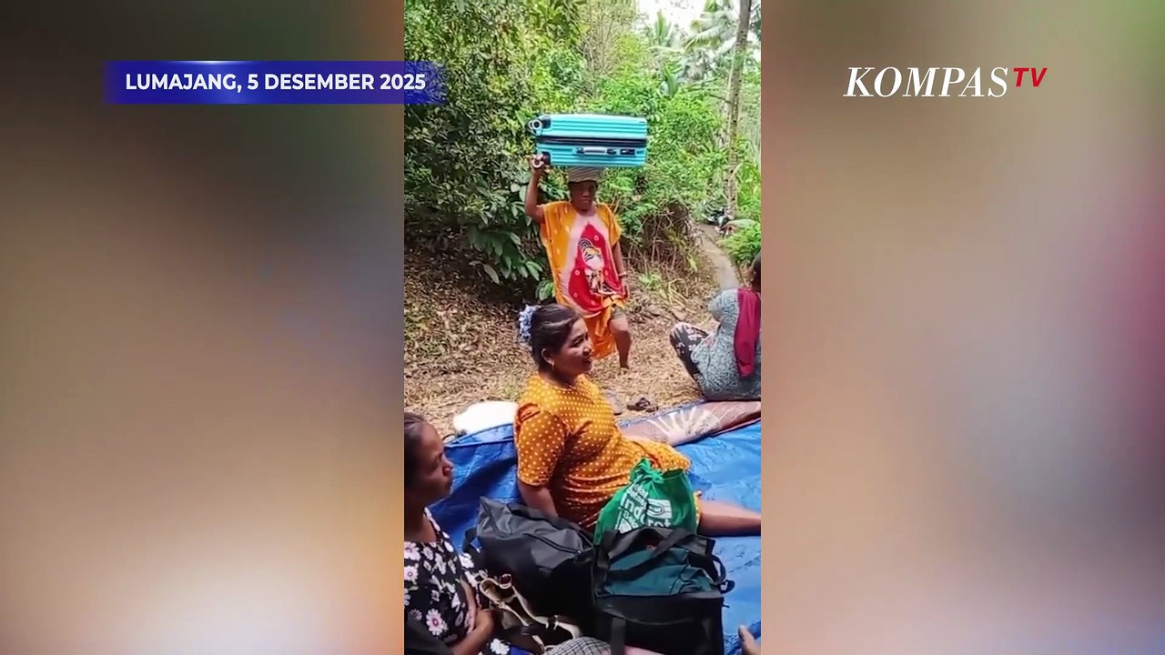 Video Amatir Banjir Lahar Panas Terjang Rumah Warga di Lumajang