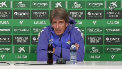 Pellegrini: "El Barcelona es un equipo que está permanentemente dando espectáculo"