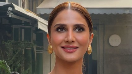 स्टनिंग लुक में नज़र आईं Vaani Kapoor
