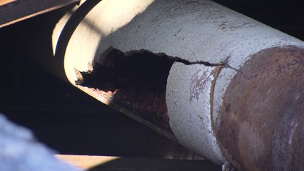 부산 대심도 공사장에서 상수도관 파열...단수 피해 / YTN