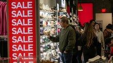US Consumer Confidence Rises, Inflation Still a Worry