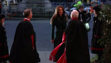 Princess of Wales arrives for Christmas carol service