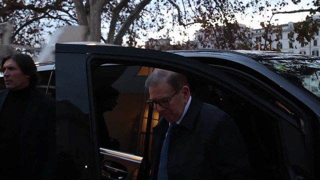 El líder opositor venezolano Edmundo González recibe el «Premio Milton Friedman» en Roma.