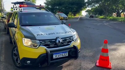 Motociclista sofre fratura na perna em forte batida no Parque Verde