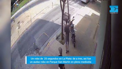 La Plata | Robo relámpago frente al Parque San Martín: 25 segundos, tres delincuentes y la moto de la alta cilindrada