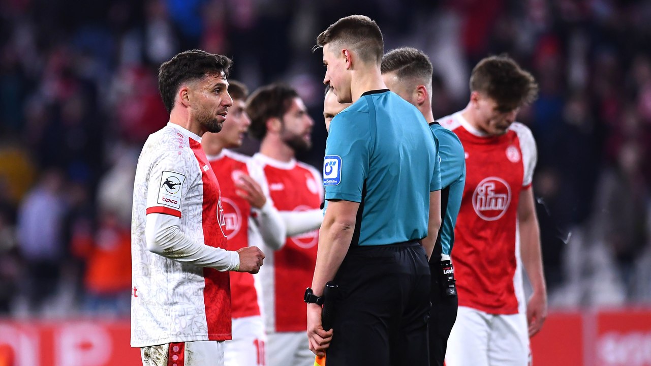 Erst Elfmeter-Fehlschuss, dann Jubel: Essen sichert späten Punkt