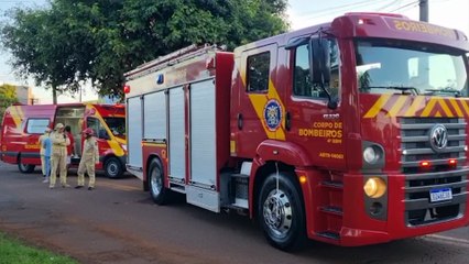 Jovem é atendida pelo Siate após colisão entre motos no Bairro São Cristóvão