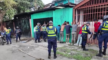 tn7- Bandas narco dejan a familias en la calle para quitarles casas y convertirlas en búnker -051225