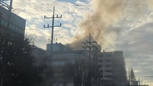 평택 아파트 화재로 10명 이송...4층 모자 중·경상 / YTN
