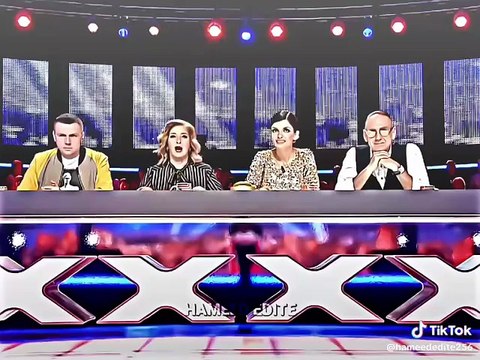 Unbelievable Bottle Trick 😱🔥 Watch Till The End! #ViralShorts #TrendingShorts #FunnyVideo #ViralTalent #BottleTrick #TikTokViral #AmazingSkills #WOW #Shorts #EpicMoment #ViralReels #SkillShow #ImpossibleTrick #MustWatch