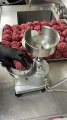 🍔 This Burger Press Makes PERFECT Patties 😍