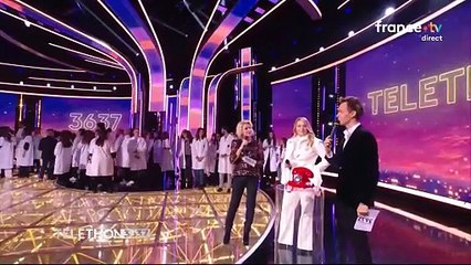 Découvrez l'énorme don que la chanteuse Santa fait en faveur du Téléthon, dont elle est la marraine : "Du jamais vu dans l'histoire du Téléthon!"