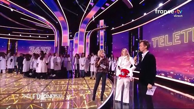 Découvrez l'énorme don que la chanteuse Santa fait en faveur du Téléthon, dont elle est la marraine : Du jamais vu dans l'histoire du Téléthon!