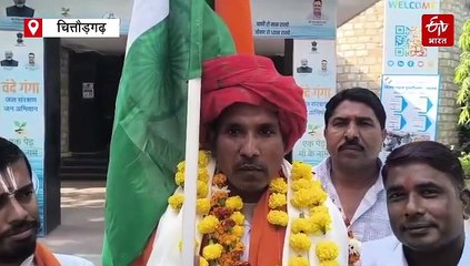 जनसंख्या नियंत्रण कानून की मांग को लेकर सातवीं बार हाथों में तिरंगा लिए पैदल दिल्ली रवाना हुए जयपाल