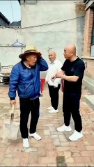 This prank is pure evil... and I can't stop laughing