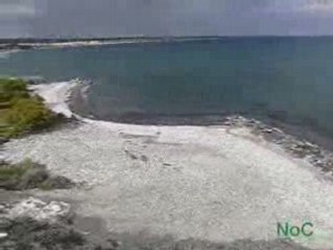 Larnaca beaches - dark sandy stretches and luxury hotels