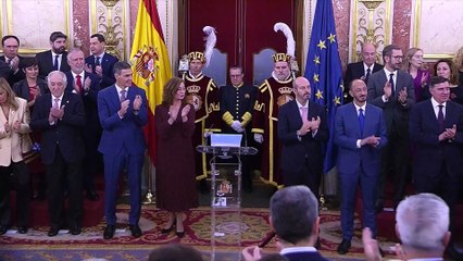 Sistema sanitario y gestión de Mazón protagonizan el debate político del Día de la Constitución