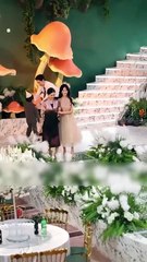 Dia memilih selingkuhannya, kami bercerai,Aku menikah dengan miliarder bersama anakku—dia jadi gila