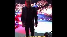 2017 - Johnny Hallyday & Les Vieilles Canailles - Rappel en scène avec Jade & Joy - Final à Carcassonne (05 juillet)