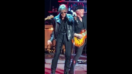 2017 - Johnny Hallyday & Les Vieilles Canailles - Toute la musique que j’aime (Carcassonne, 05 juillet)