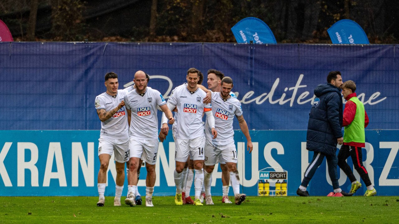 Seegerts Treffer als Erlösung: Großer Jubel auf der Ulmer Bank