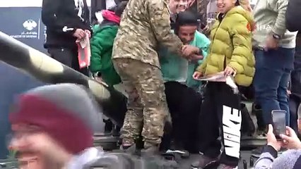 Şam’da "Suriye Devrimi Askeri Fuarı" ziyaretçilere kapılarını açtı