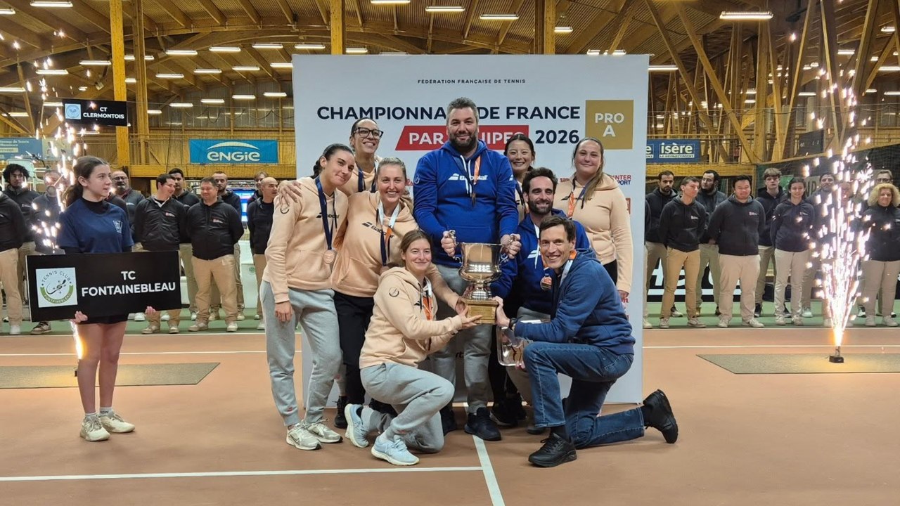 Tennis - Interclubs 2025 - Le TC Fontainebleau, champion de France par équipes 2026 chez les Dames !