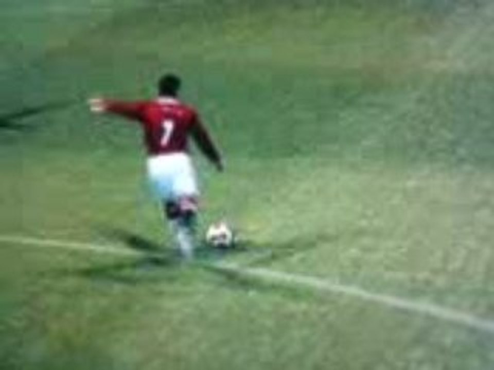 cristiano ronaldo but de loin pes 2008 milieu de terrain