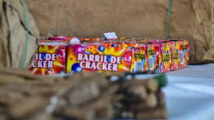 Incautaron casi una tonelada de pólvora en carretas y bodegas ilegales en Bogotá: ¿cómo las hallaron?