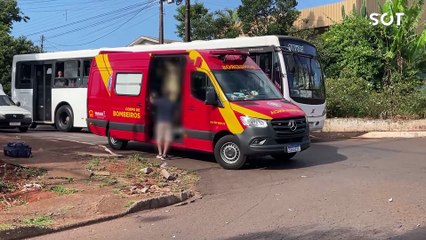 Siena e Celta se envolvem em forte colisão no Bairro Morumbi em Cascavel