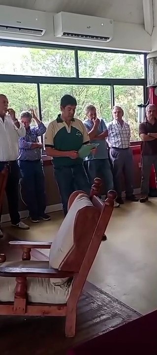 Juan Marinaro recordó a los hermanos Rechiutto en el homenaje del Club de Autos de Colección.