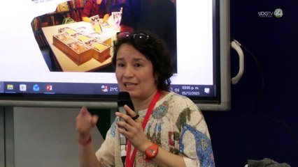 Lize Meddings comparte su proceso creativo y enseña a los asistentes a crear sus propias historias