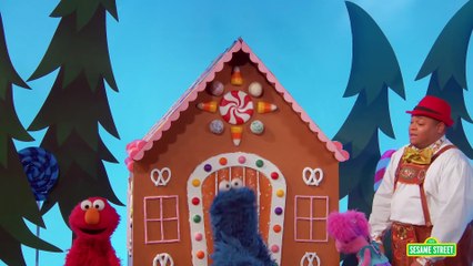 Elmo and Friends Fix the Gingerbread House! 🏠| Sesame Street Full Episode