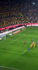 ¡Nahuel Guzmán salva a los Tigres!