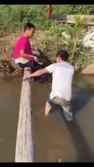 Epic_Funny_Video_😂😂😂_#shorts_#viralshorts_#comedy_#funnymoments_#fails_#humor(360p)