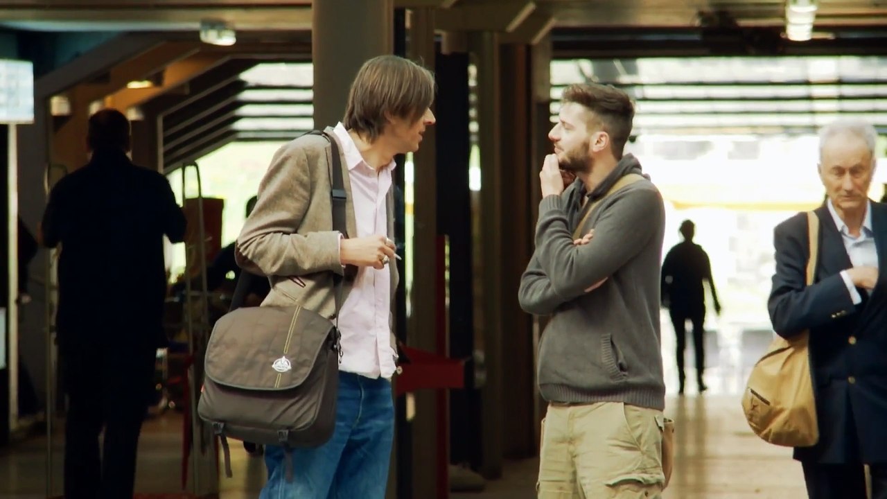 Au pays du juste milieu | movie | 2015 | Official Trailer