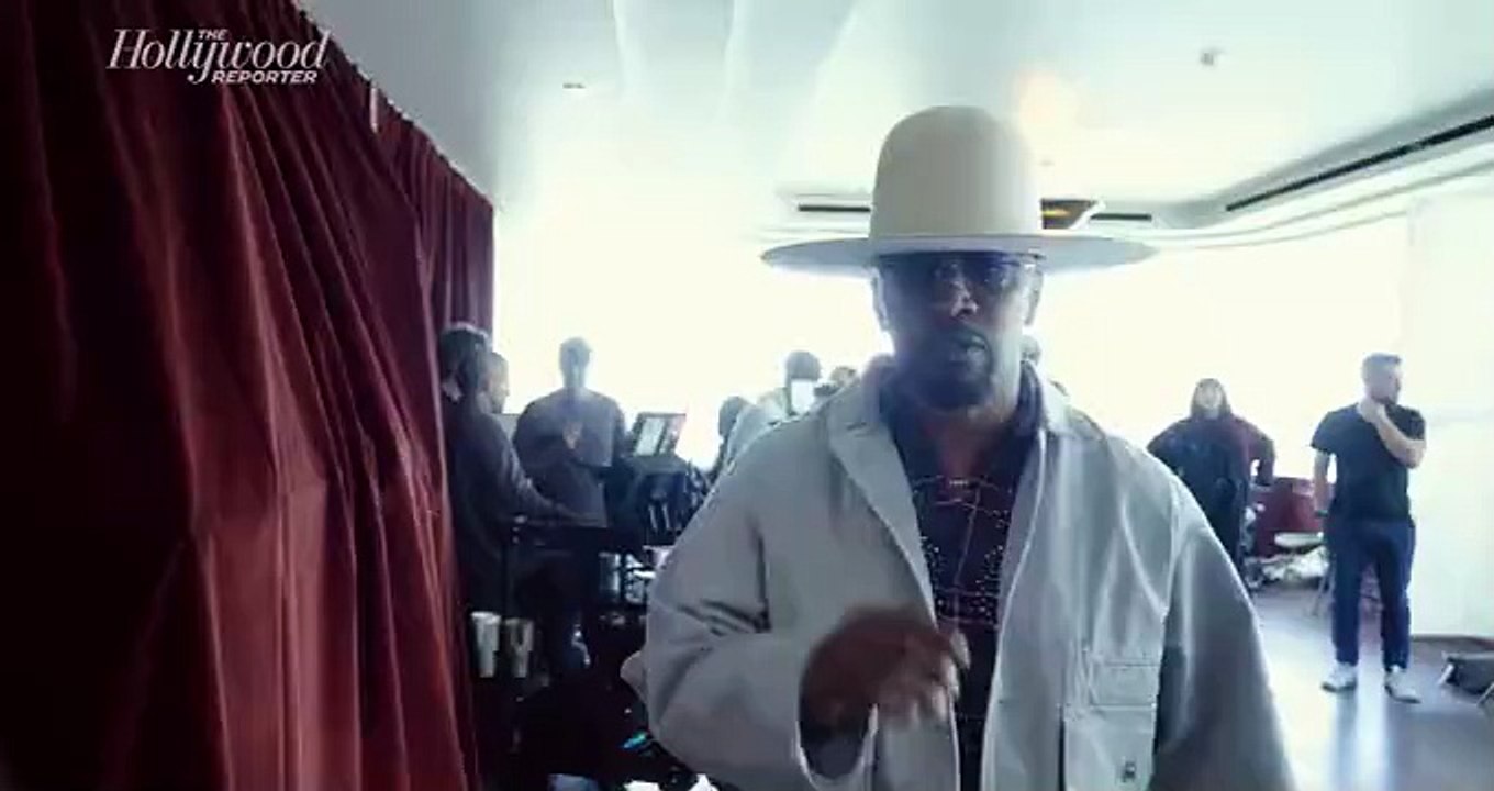 Jamie Foxx Names Comedy Heroes & Greatest Sitcoms | THR Comedy Roundtable Off Script Moment