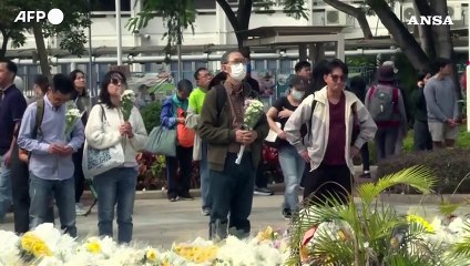 Hong Kong, prosegue l'omaggio alle 159 vittime dell'incendio del 26 novembre