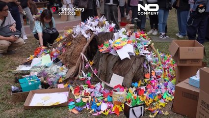 Hong Kong'da yüzlerce kişi, yangın faciasının kurbanlarını andı