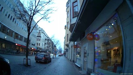 Promenerar i Örebro 7 Dec. 2025 Del 2