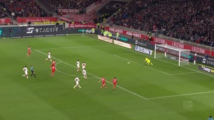 Kane doubles Bayern's with a 25-yard rocket