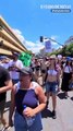 Manifestantes cantam “Maria, Maria” em ato contra o feminicídio em BH