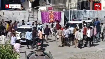 સાબરકાંઠાના વડાલીમાં આંતરજ્ઞાતિય લગ્ન મુદ્દે ઘર્ષણ, બે જૂથો વચ્ચે પથ્થરમારાથી સમગ્ર વિસ્તાર પોલીસ છાવણીમાં ફેરવાયો