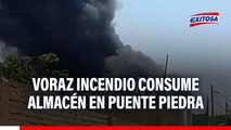 Incendio de grandes proporciones consume almacén de plástico en Puente Piedra