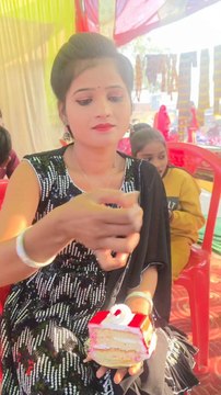 Gudiya Rani Eating Cake at the Fair – Cute & Fun MomentWatch Gudiya Rani enjoy a delicious cake at the colorful fair! This cute and fun moment captures her excitement while exploring the festive atmosphere filled with lights, music, and joy.