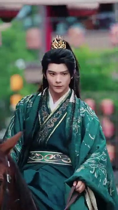 Fallen Frost, Shattered Hearts / Royal Brides Heartbroken Exile