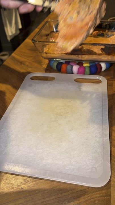 Wrap poulet mariné Ingrédients :Blanc de pouletYaourt grecAilPulpe de tomateEndivesHuile d’oliveJus de citron CoriandreTortilla #foryou #astucesdecuisine #cuisinerapide #cuisinefacile #recettefacile